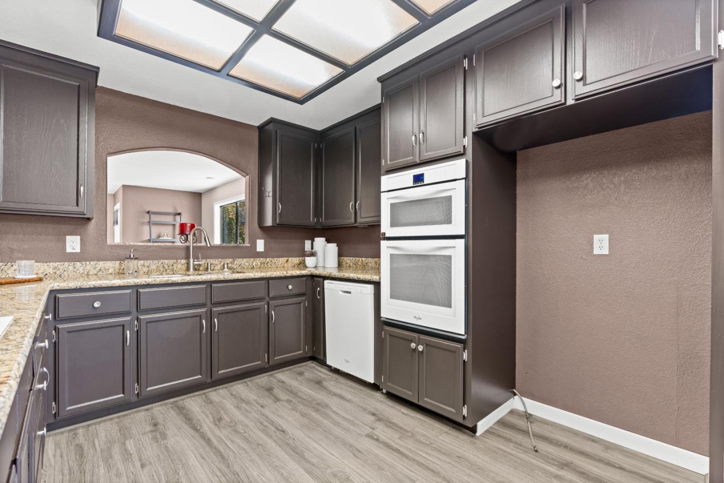 Hollister, California, 95023, United States, 3 Bedrooms Bedrooms, ,2 BathroomsBathrooms,Residential,For Sale,1903543