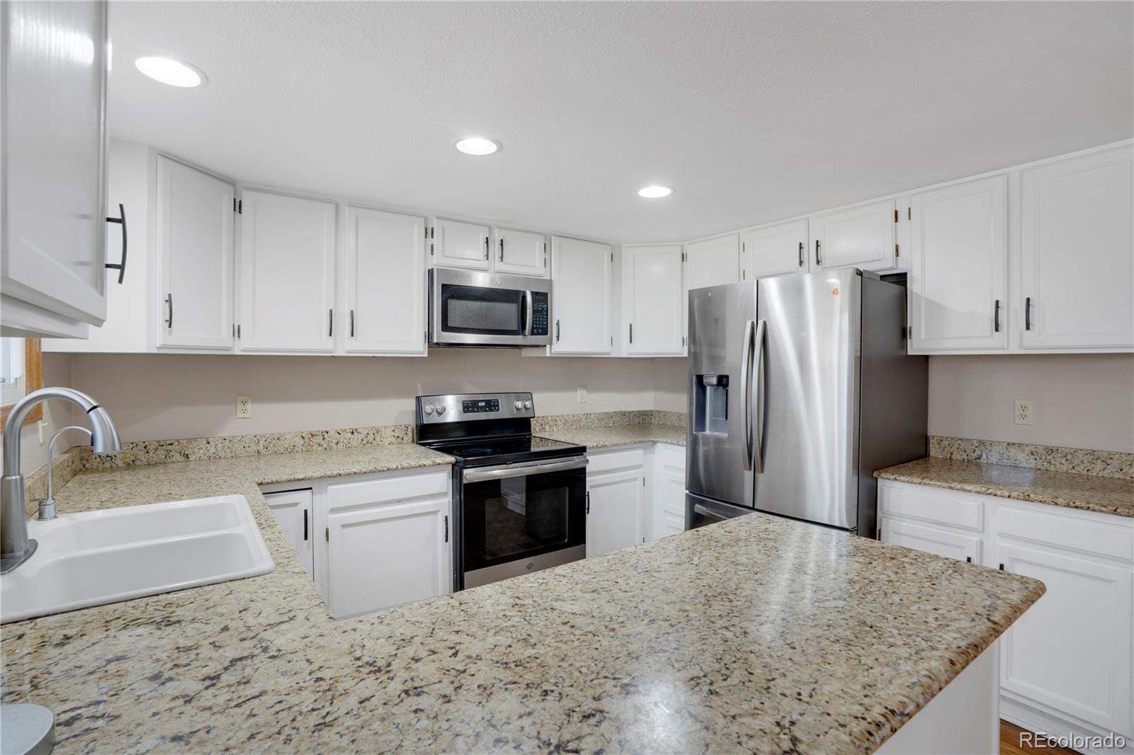 Centennial, Colorado, 80015, United States, 4 Bedrooms Bedrooms, ,3 BathroomsBathrooms,Residential,For Sale,1793969