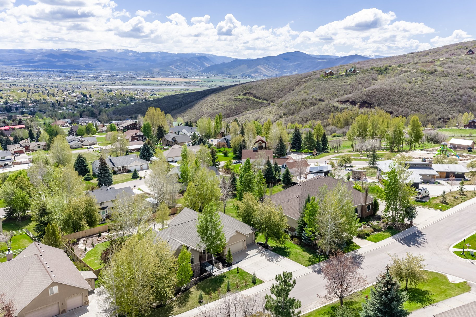  5 Bedroom Home in Midway with Valley Views - 物件實景
