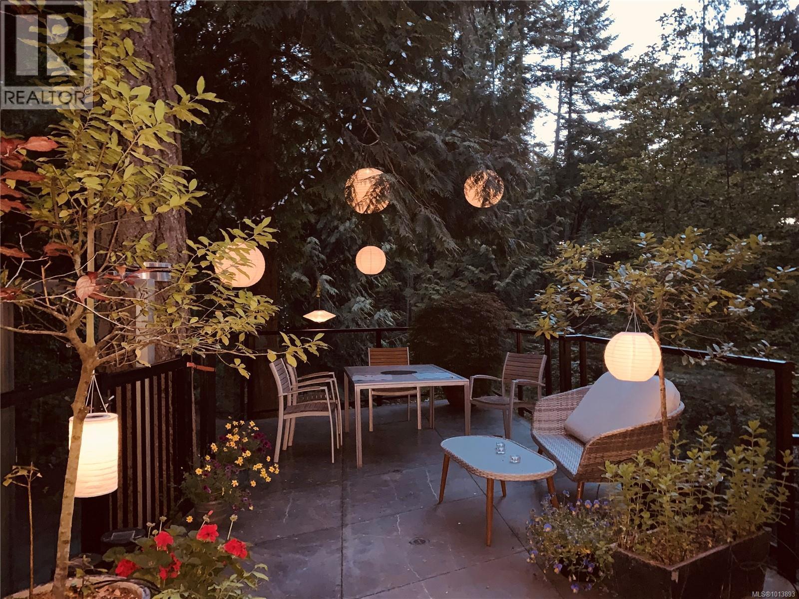 NORTH SAANICH, British Columbia, V8L 5K1, CA, 3 Bedrooms Bedrooms, ,3 BathroomsBathrooms,Residential,For Sale,1951213