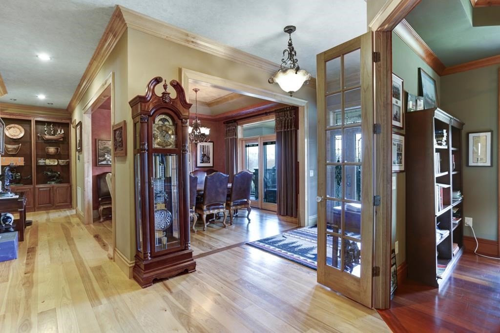 Hayesville, North Carolina, 28904, United States, 4 Bedrooms Bedrooms, ,4 BathroomsBathrooms,Residential,For Sale,1879650