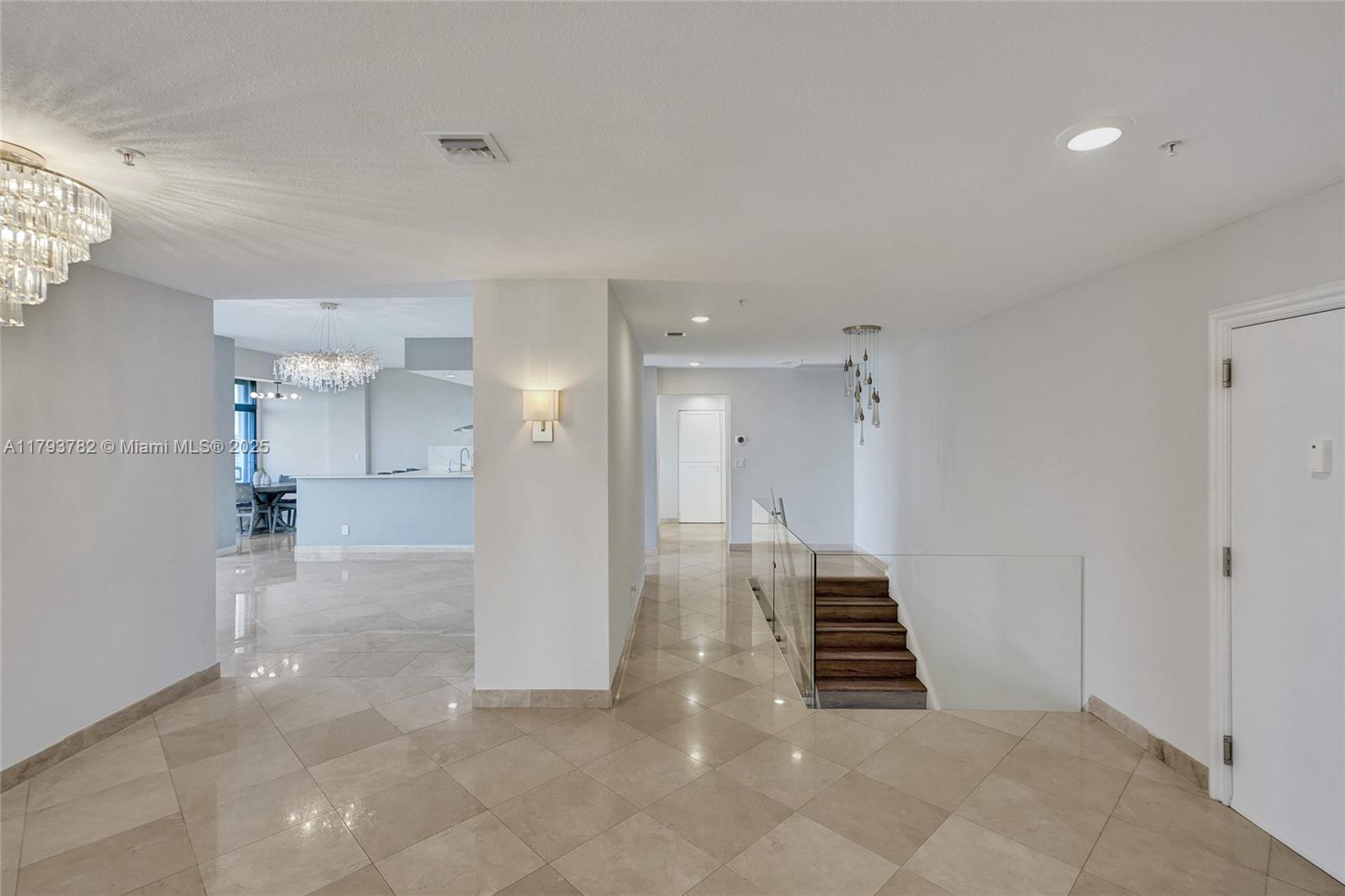 Aventura, Florida, 33180, United States, 5 Bedrooms Bedrooms, ,4 BathroomsBathrooms,Residential,For Sale,1794425