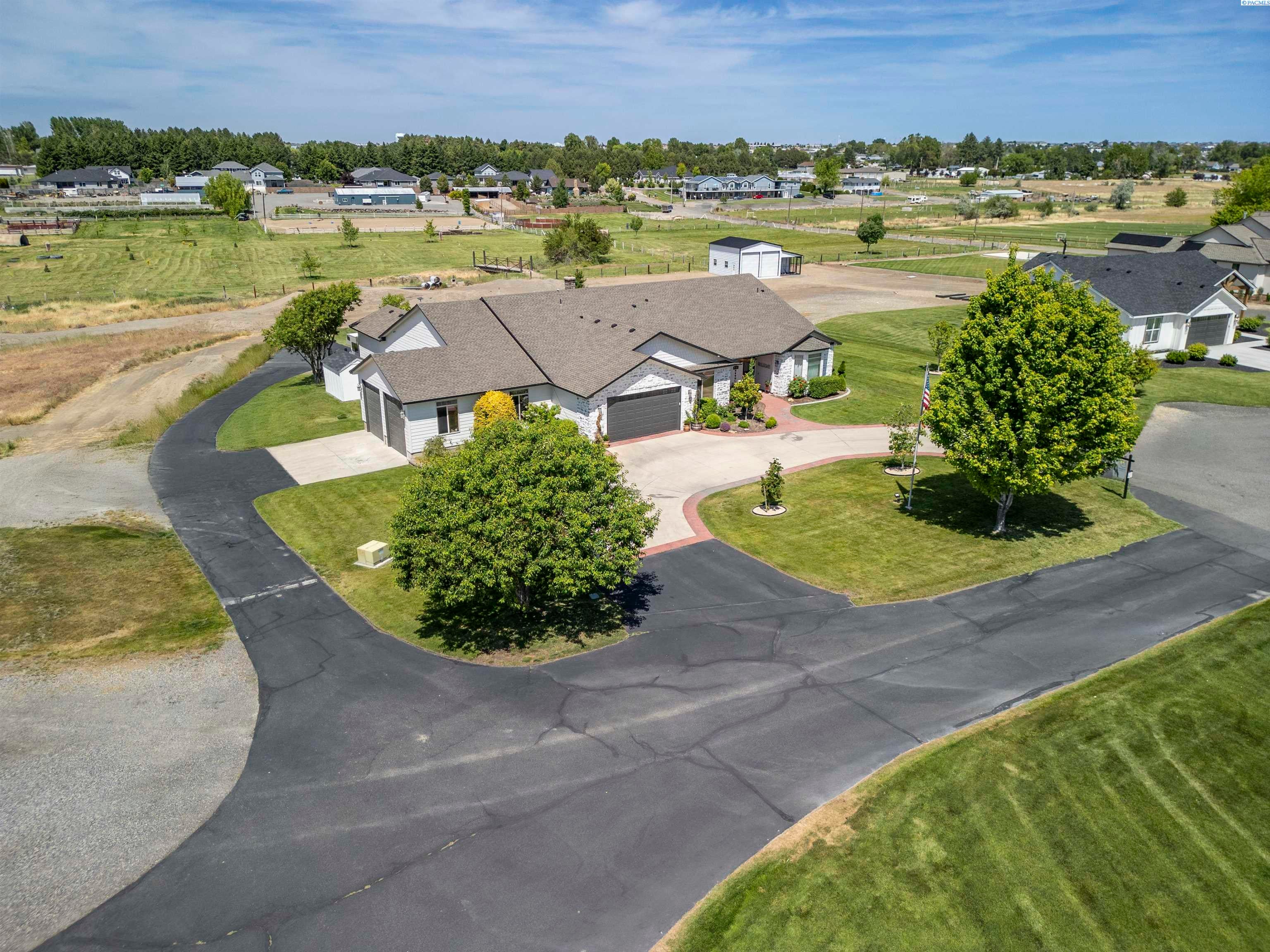 Pasco, Washington, 99301, United States, 4 Bedrooms Bedrooms, ,1 BathroomBathrooms,Residential,For Sale,2013794