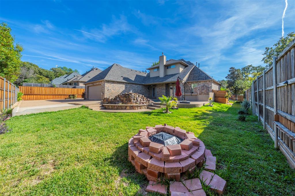 Arlington, Texas, 76017, United States, 4 Bedrooms Bedrooms, ,5 BathroomsBathrooms,Residential,For Sale,1982426