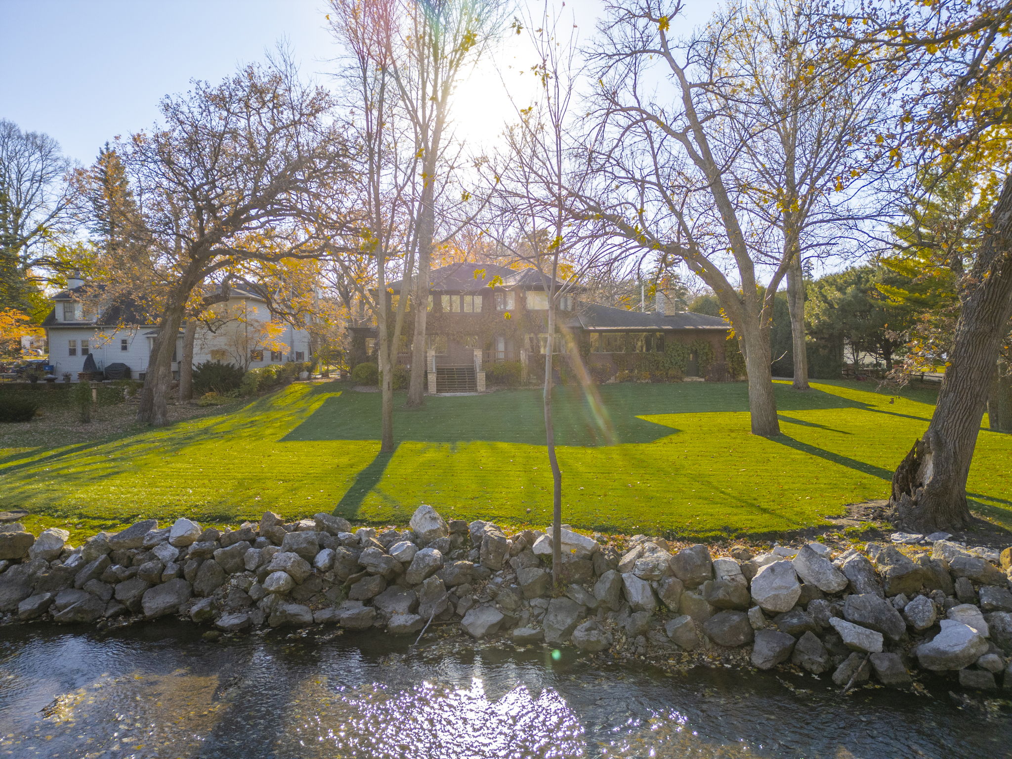 Mason City, Iowa, 50401, United States, 5 Bedrooms Bedrooms, ,3 BathroomsBathrooms,Residential,For Sale,1974101