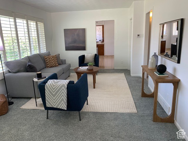 Salt Lake City, Utah, 84105, United States, 5 Bedrooms Bedrooms, ,1 BathroomBathrooms,Residential,For Sale,1958258