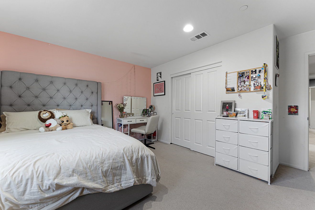 Winchester, California, 92596, United States, 6 Bedrooms Bedrooms, ,4 BathroomsBathrooms,Residential,For Sale,1983204