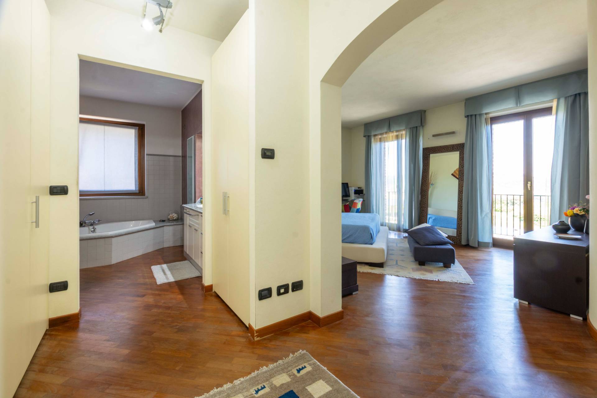 Altavilla Monferrato, Alessandria, 15041, IT, 5 Bedrooms Bedrooms, ,4 BathroomsBathrooms,Residential,For Sale,1857844