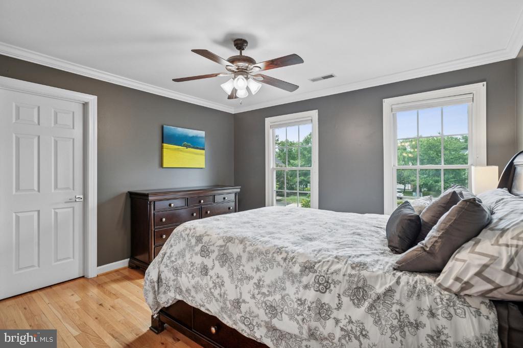 Leesburg, Virginia, 20176, United States, 4 Bedrooms Bedrooms, ,5 BathroomsBathrooms,Residential,For Sale,1900813