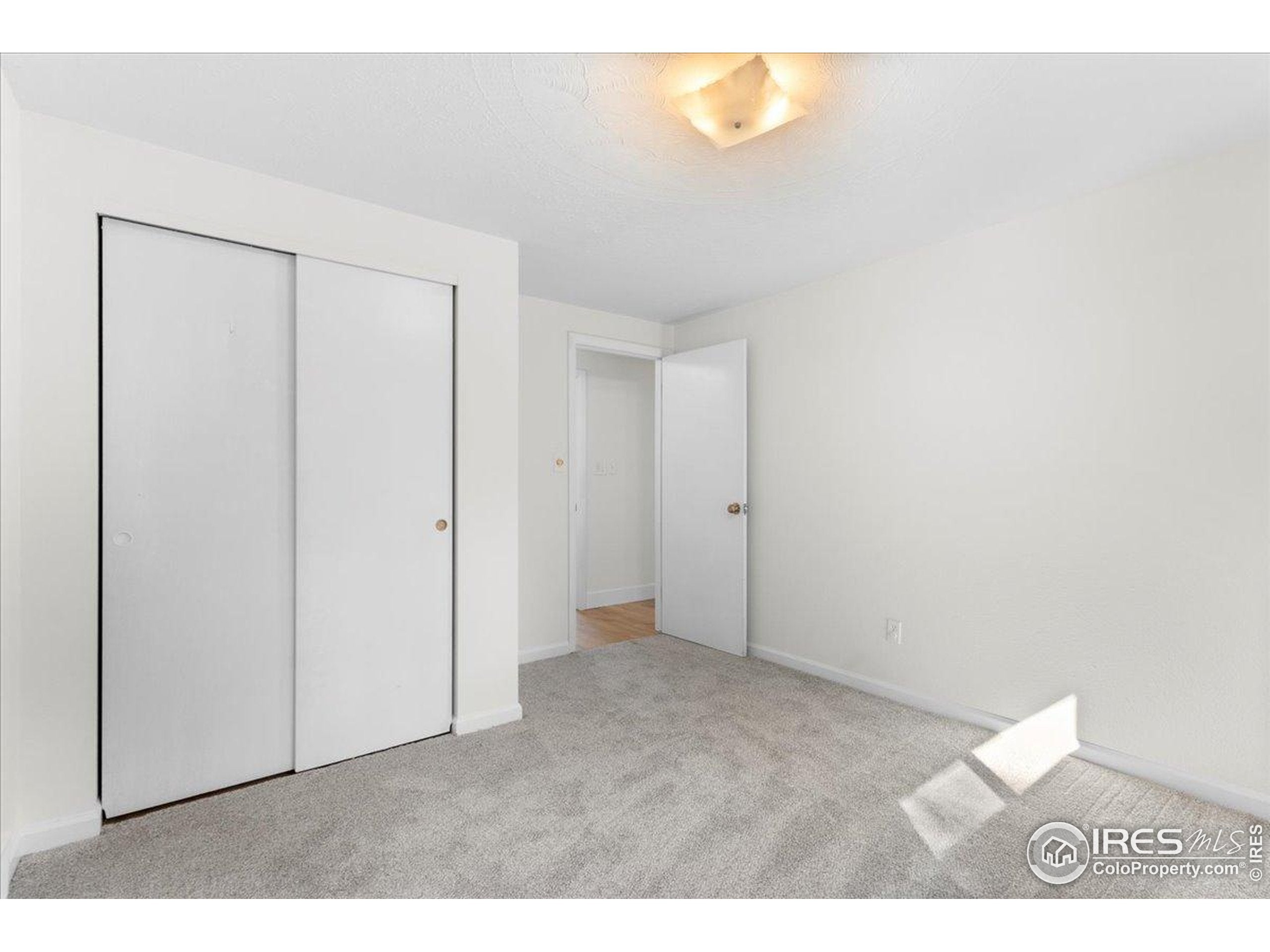 Loveland, Colorado, 80538, United States, 5 Bedrooms Bedrooms, ,1 BathroomBathrooms,Residential,For Sale,1988384