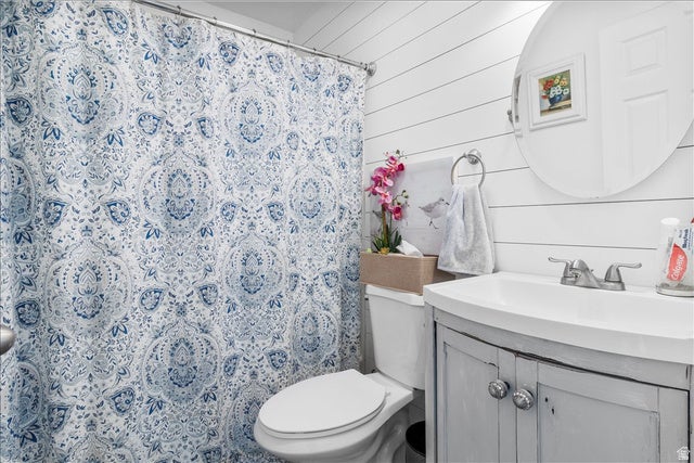 Ephraim, Utah, 84627, United States, 7 Bedrooms Bedrooms, ,4 BathroomsBathrooms,Residential,For Sale,2007469