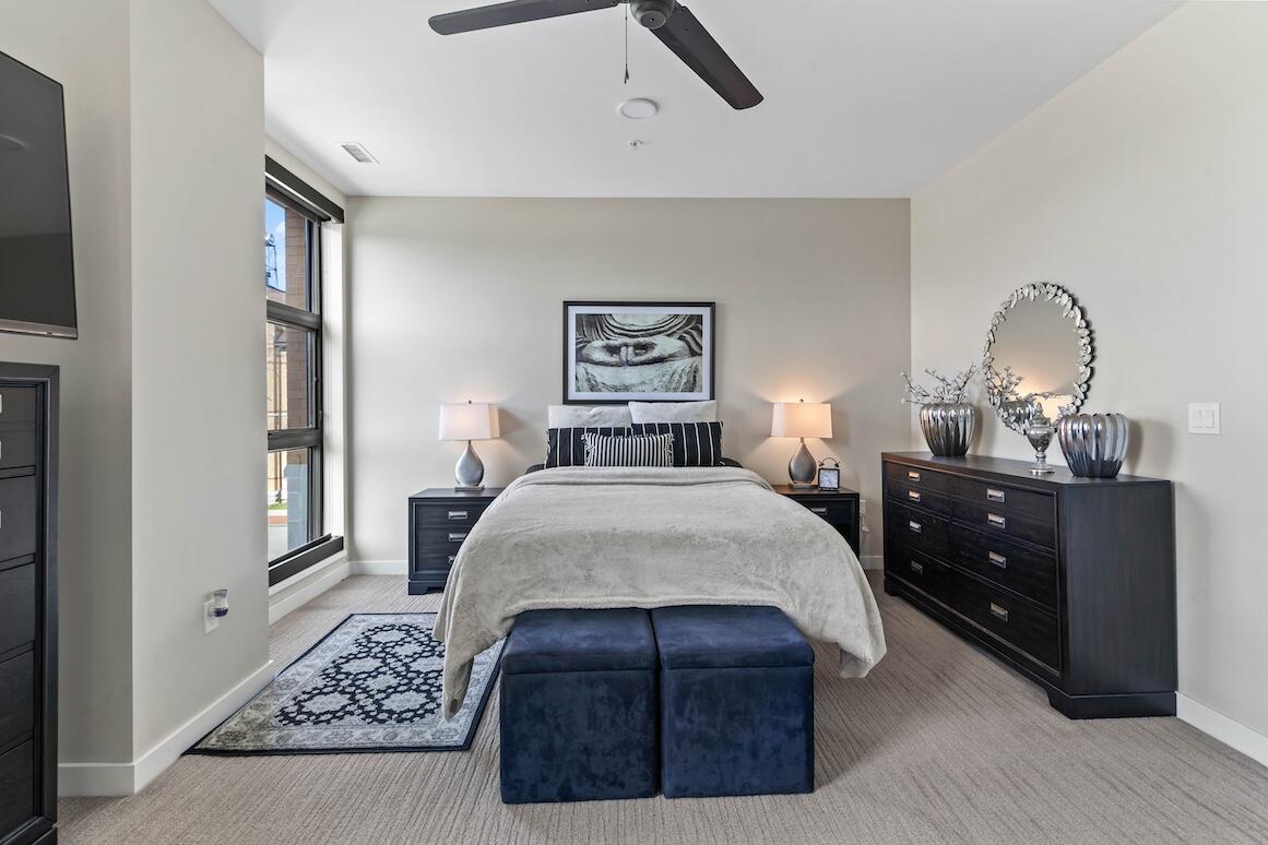 Oconomowoc, Wisconsin, 53066, United States, 1 Bedroom Bedrooms, ,2 BathroomsBathrooms,Residential,For Sale,1819550