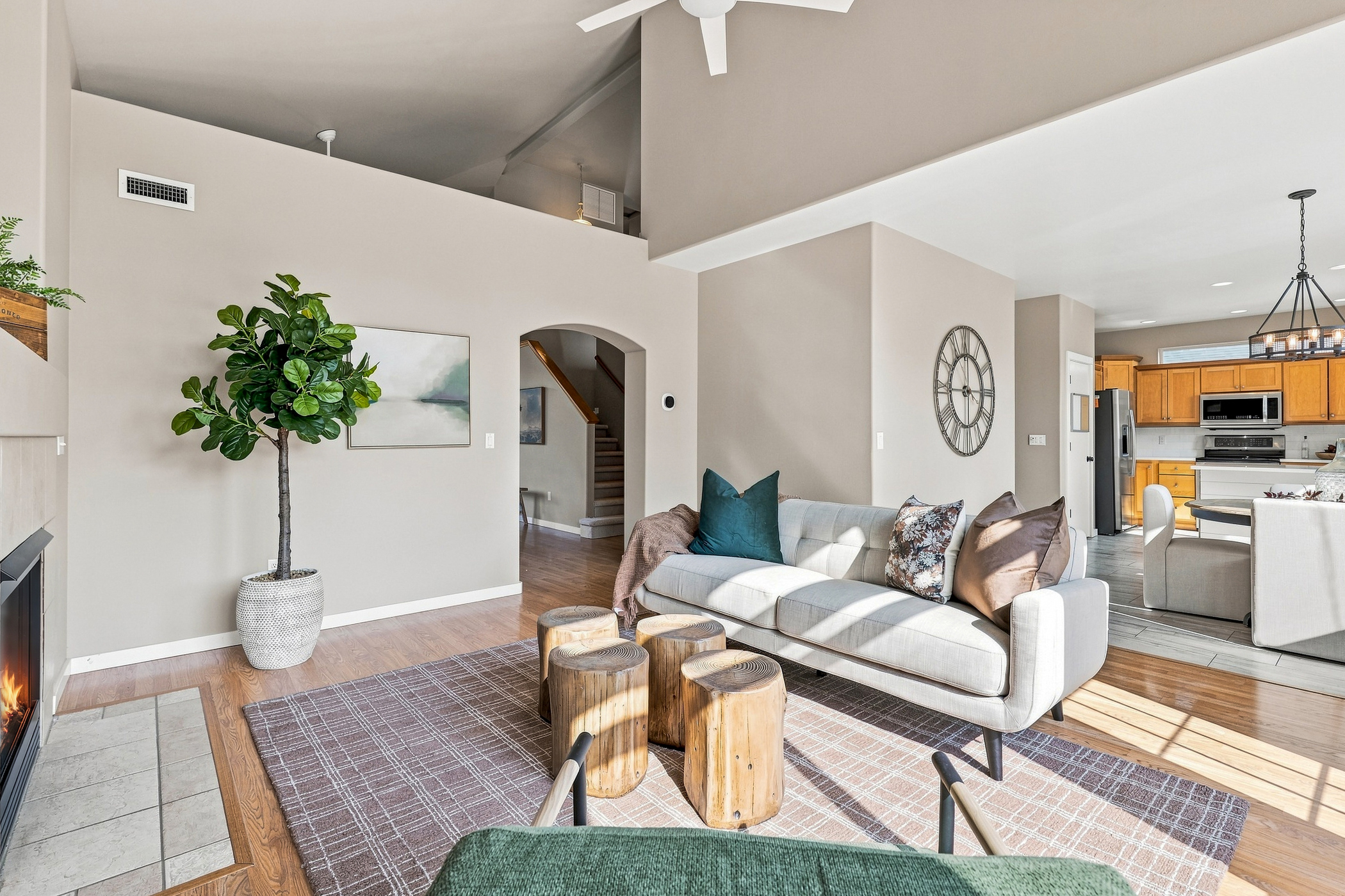 Light-Filled Richland Home - 物件實景
