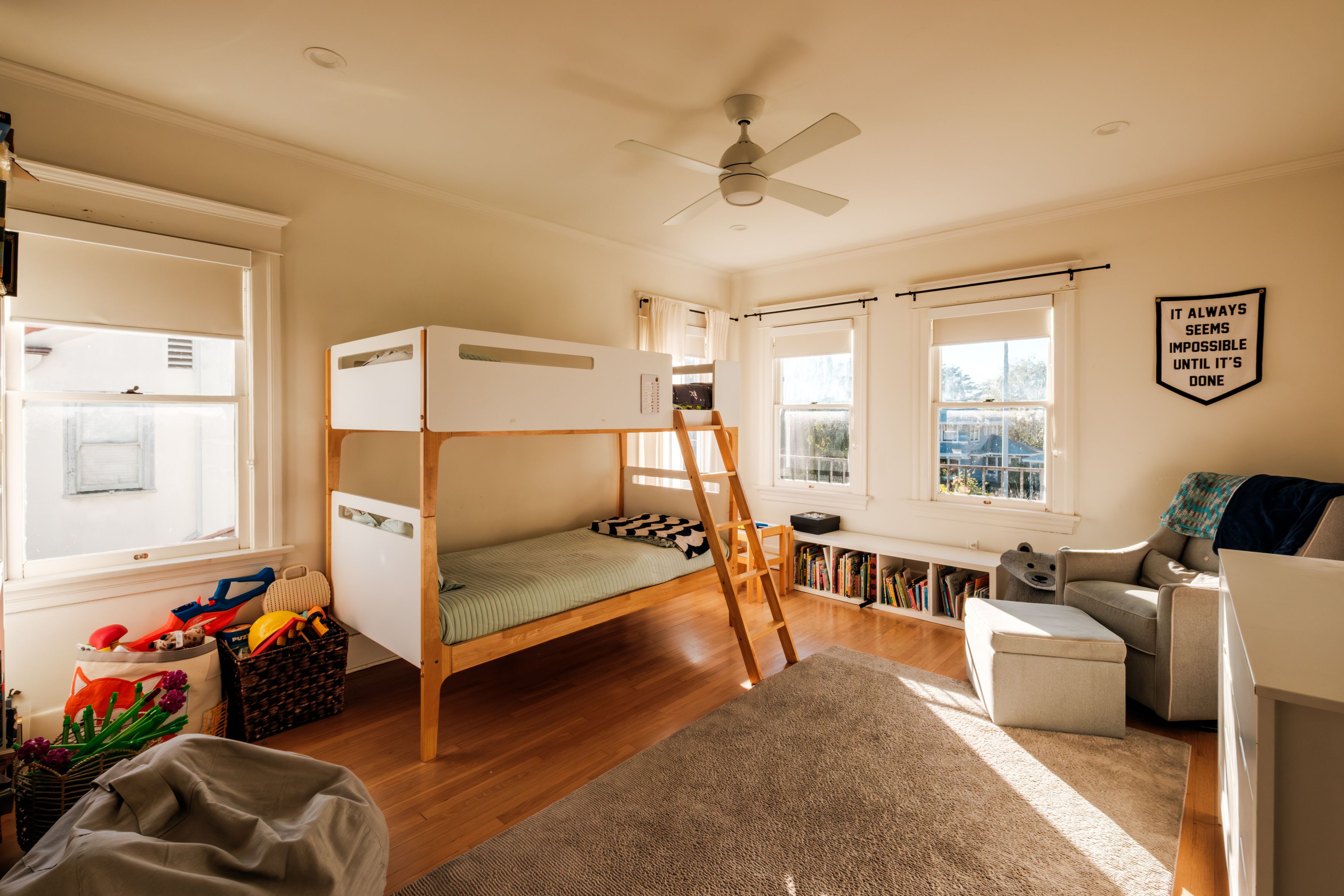  2510 10th Avenue - 物件實景