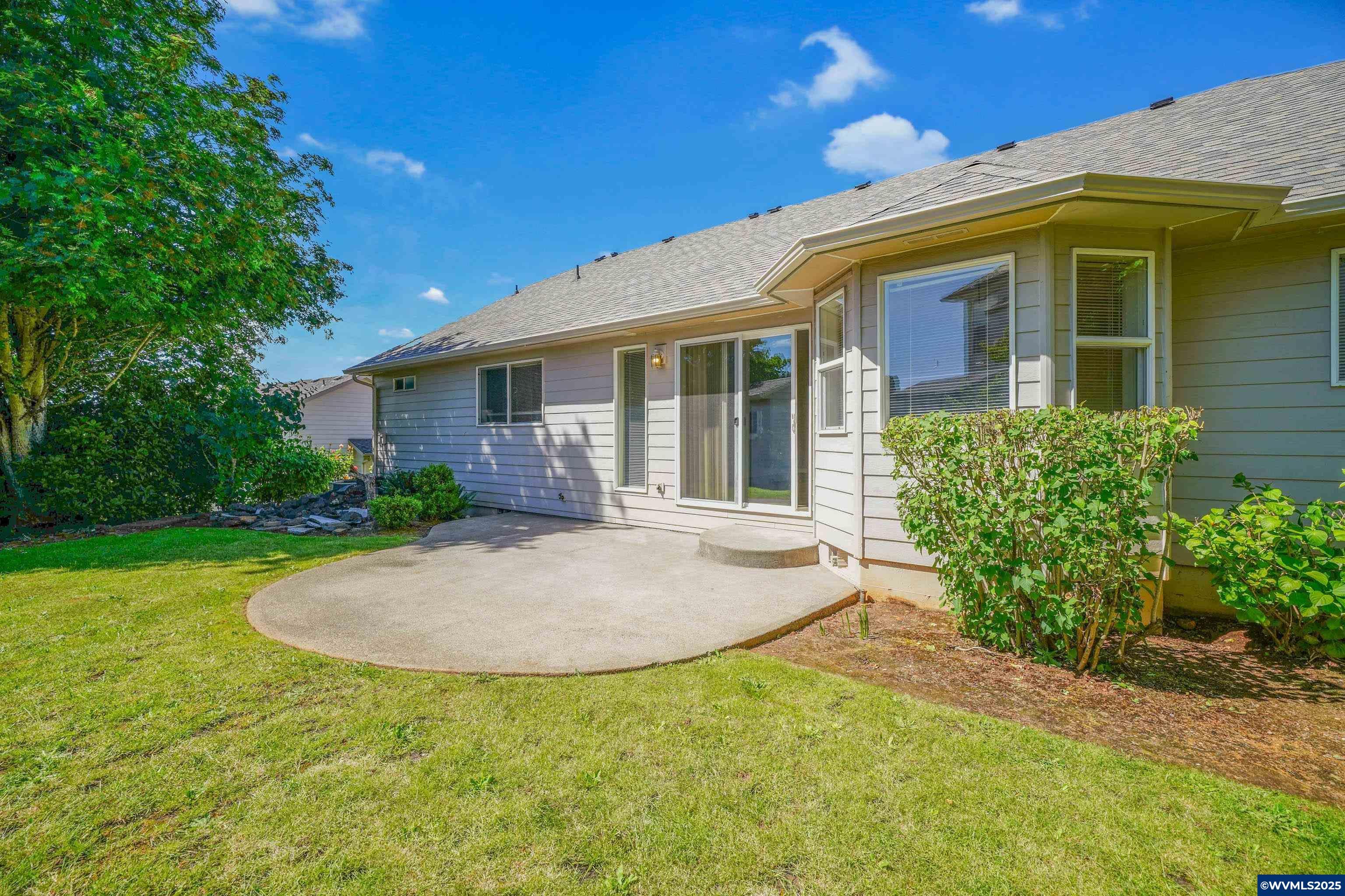 Salem, Oregon, 97304, United States, 3 Bedrooms Bedrooms, ,2 BathroomsBathrooms,Residential,For Sale,1838478