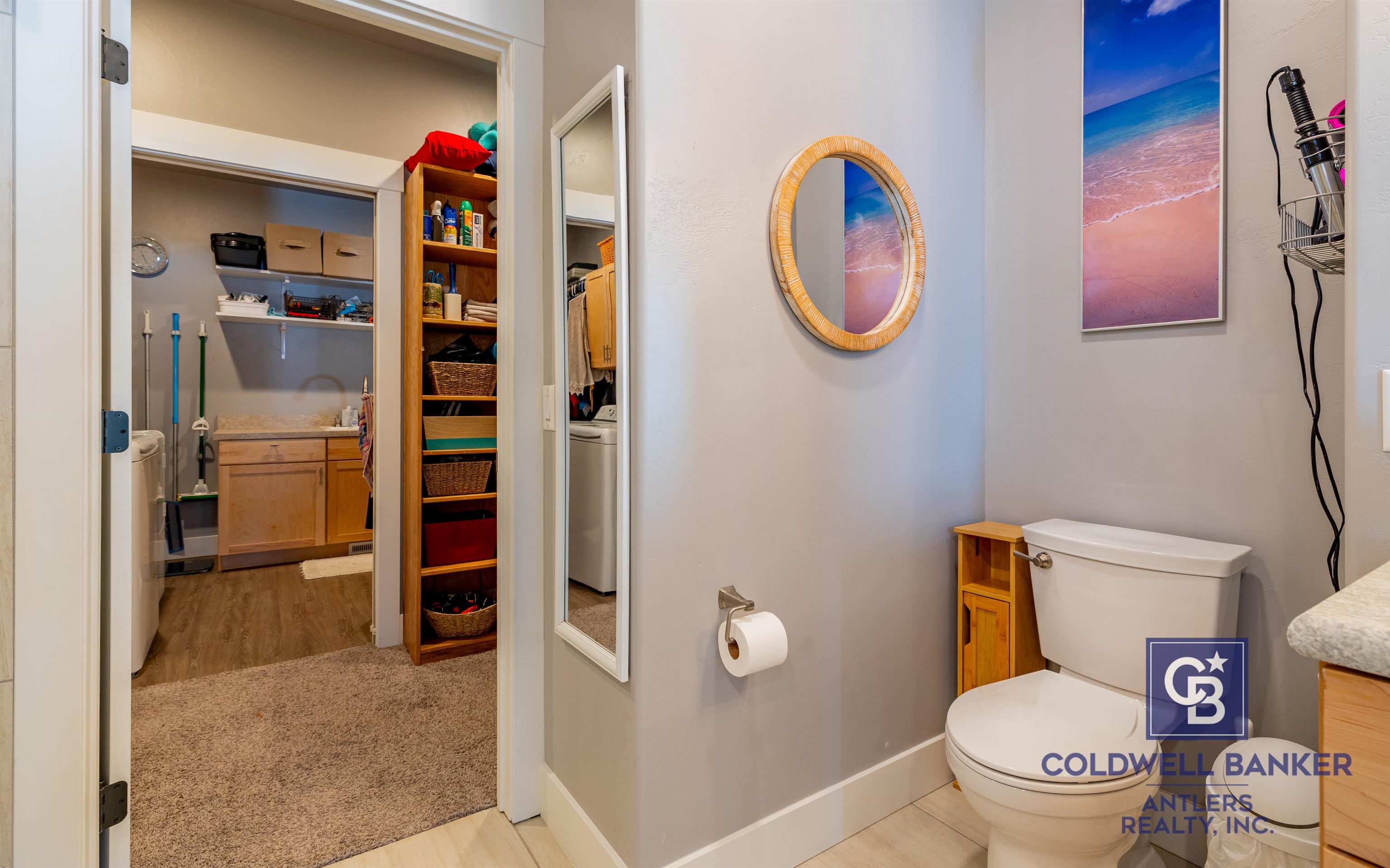 Powell, Wyoming, 82435, United States, 4 Bedrooms Bedrooms, ,2 BathroomsBathrooms,Residential,For Sale,1918600