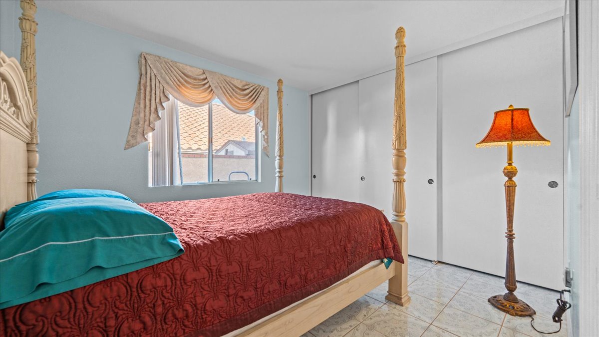 Corona, California, 92881, United States, 5 Bedrooms Bedrooms, ,3 BathroomsBathrooms,Residential,For Sale,1983465