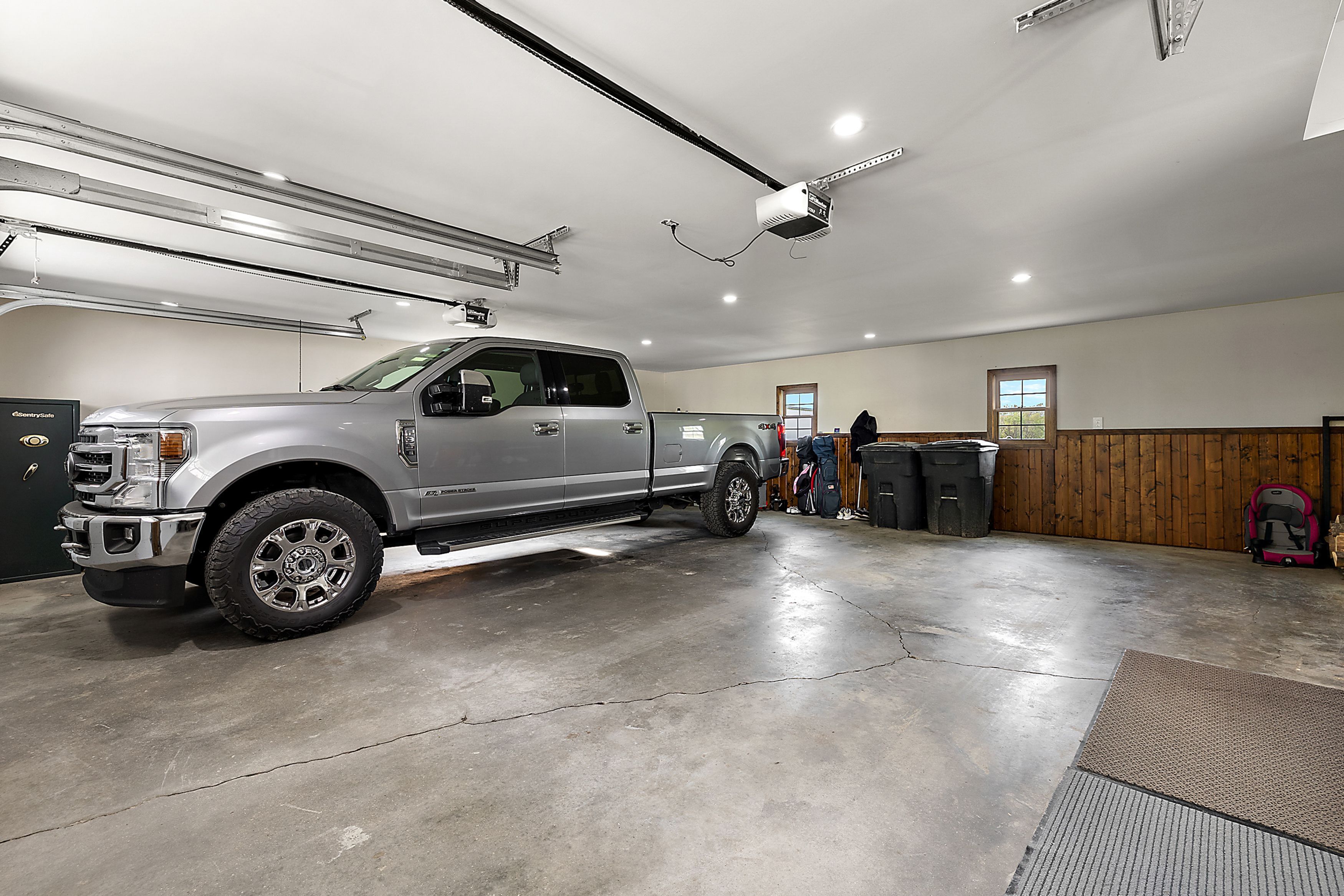 Lapeer, Michigan, 48446, United States, 3 Bedrooms Bedrooms, ,3 BathroomsBathrooms,Residential,For Sale,1807145