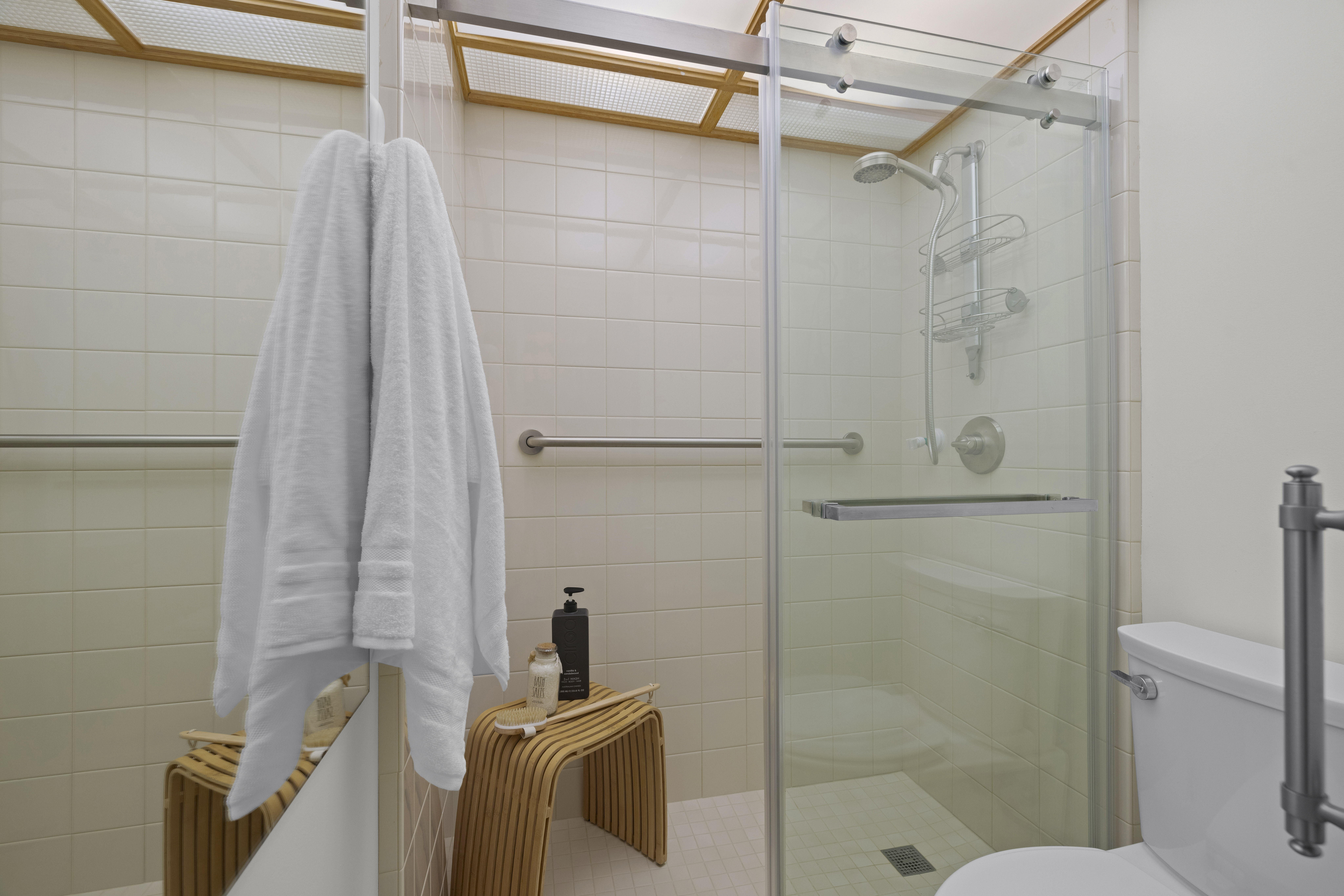  1620 43rd Ave E #4C, Seattle, WA 98112 - 物件實景