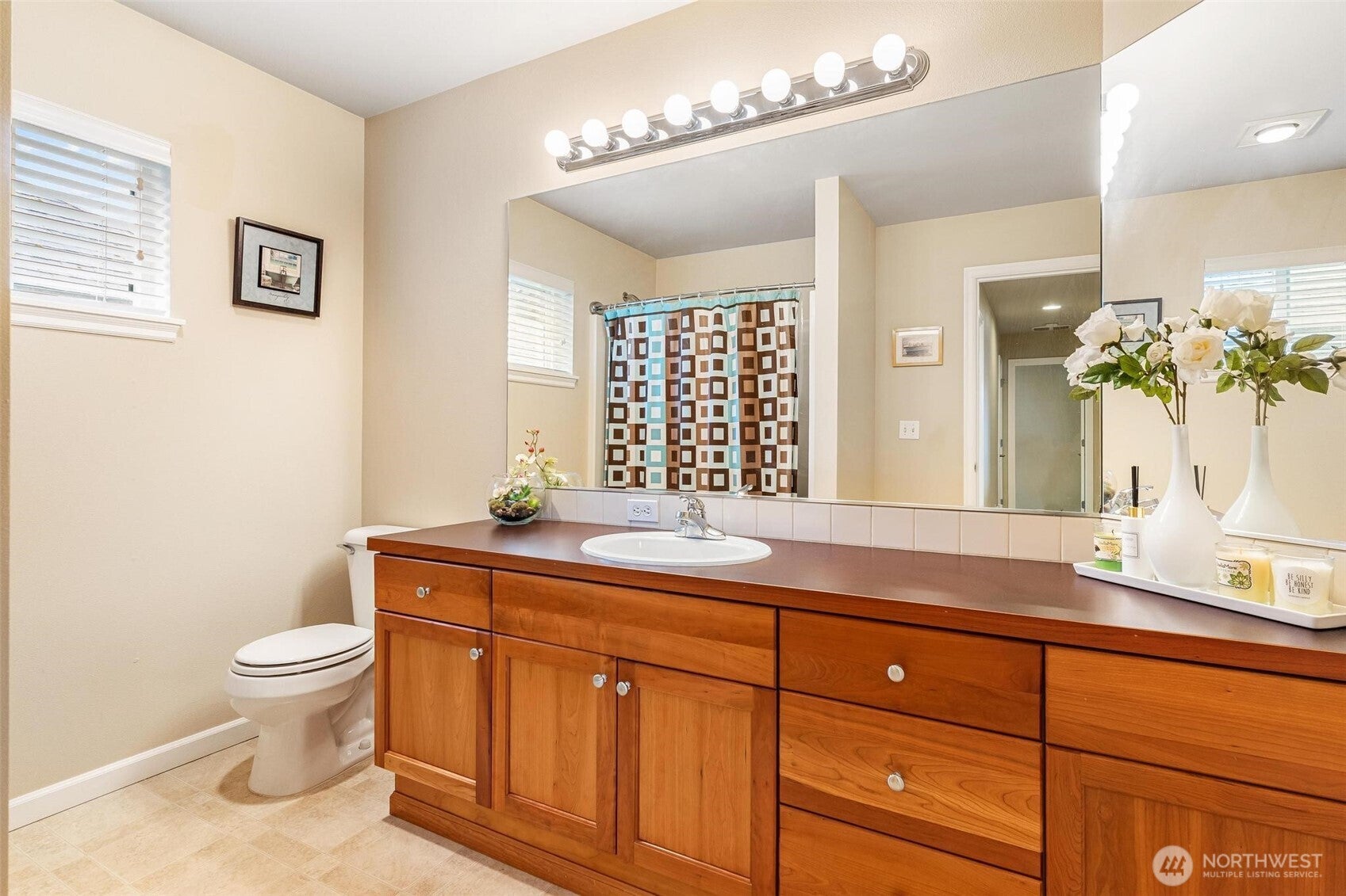 Mill Creek, Washington, 98012, United States, 5 Bedrooms Bedrooms, ,2 BathroomsBathrooms,Residential,For Sale,2034183