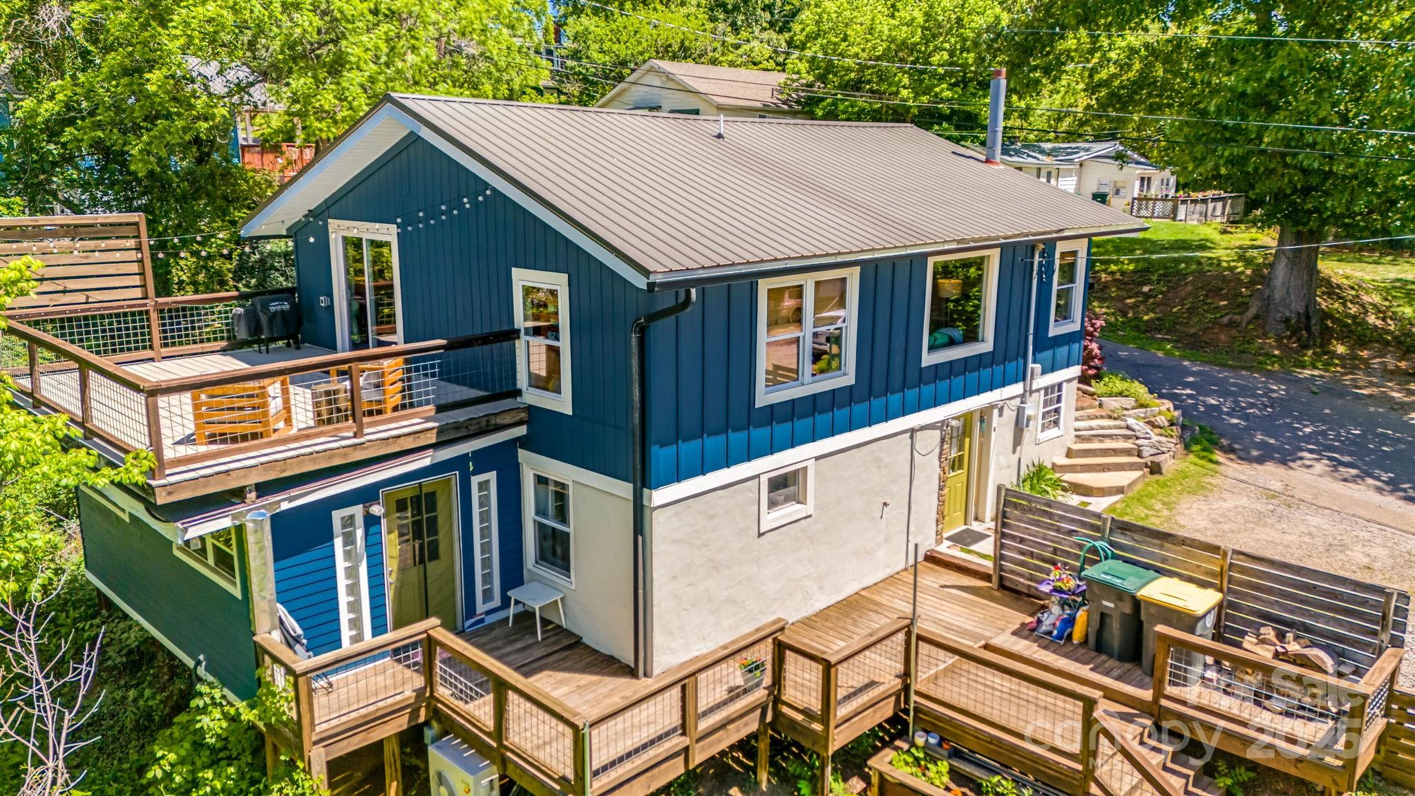 Asheville, North Carolina, 28804, United States, 4 Bedrooms Bedrooms, ,2 BathroomsBathrooms,Residential,For Sale,1977861