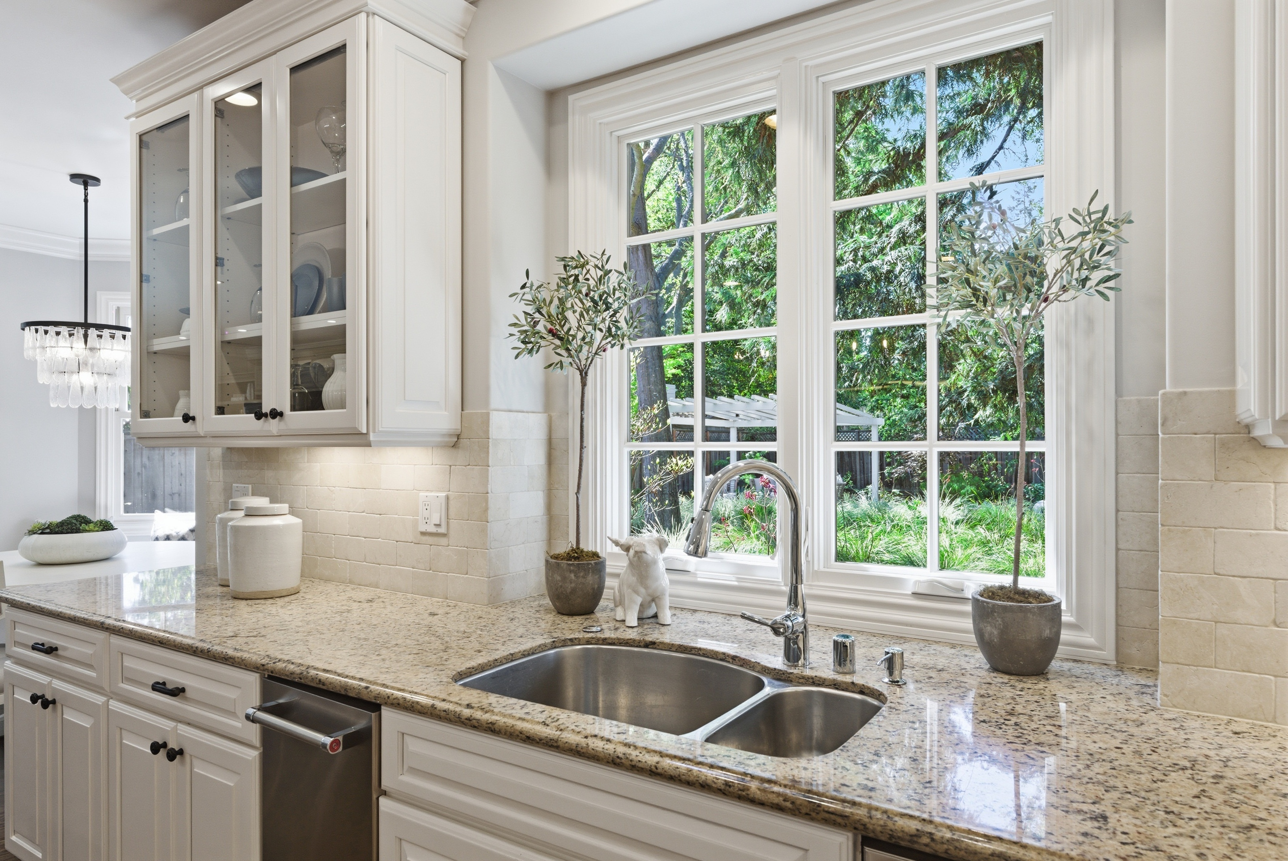  Classic Craftsman Home - 物件實景