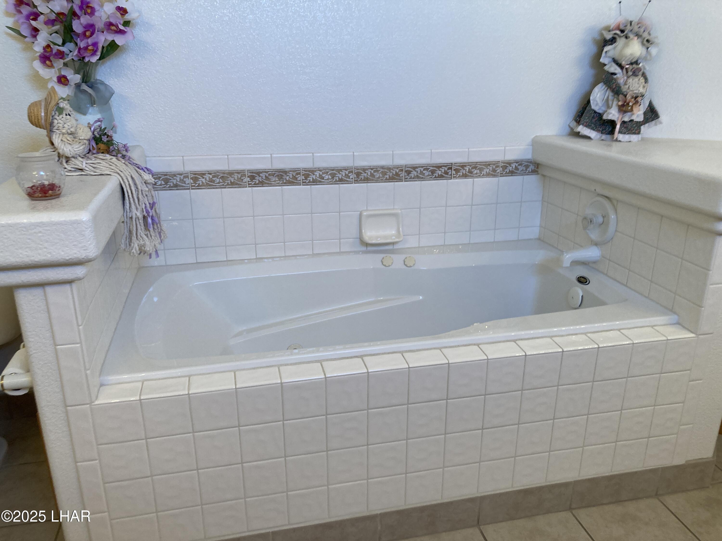 Lake Havasu City, Arizona, 86404, United States, 3 Bedrooms Bedrooms, ,3 BathroomsBathrooms,Residential,For Sale,1949772
