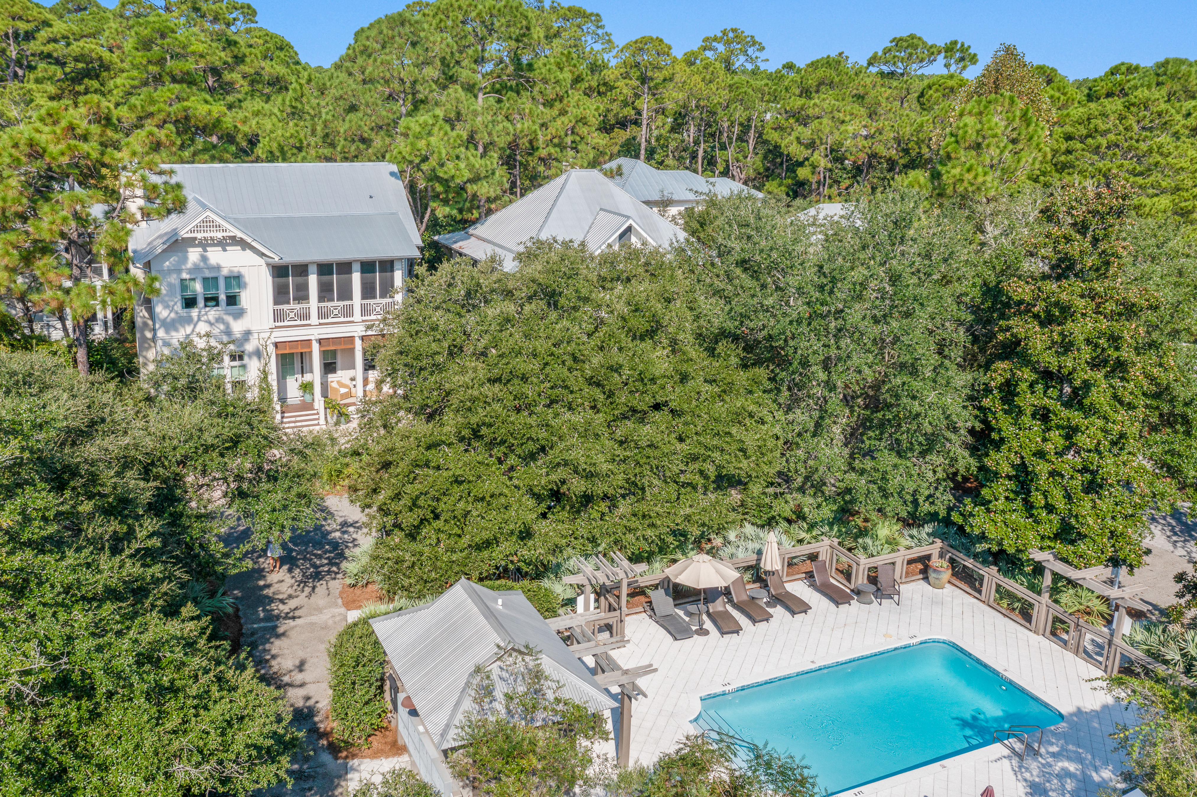  Distinctive Preserve-Backed Seagrove Beach Retreat Near the Gulf - 物件實景