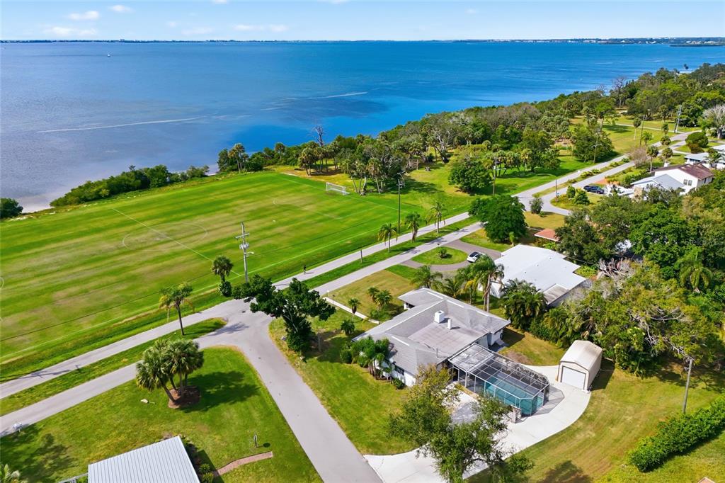 Sarasota, Florida, 34243, United States, 2 Bedrooms Bedrooms, ,2 BathroomsBathrooms,Residential,For Sale,1989484