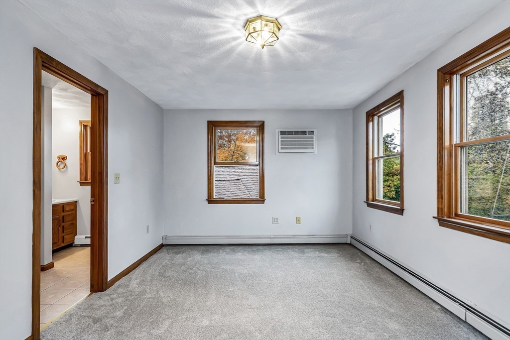 Dracut, Massachusetts, 01826, United States, 3 Bedrooms Bedrooms, ,2 BathroomsBathrooms,Residential,For Sale,1982385