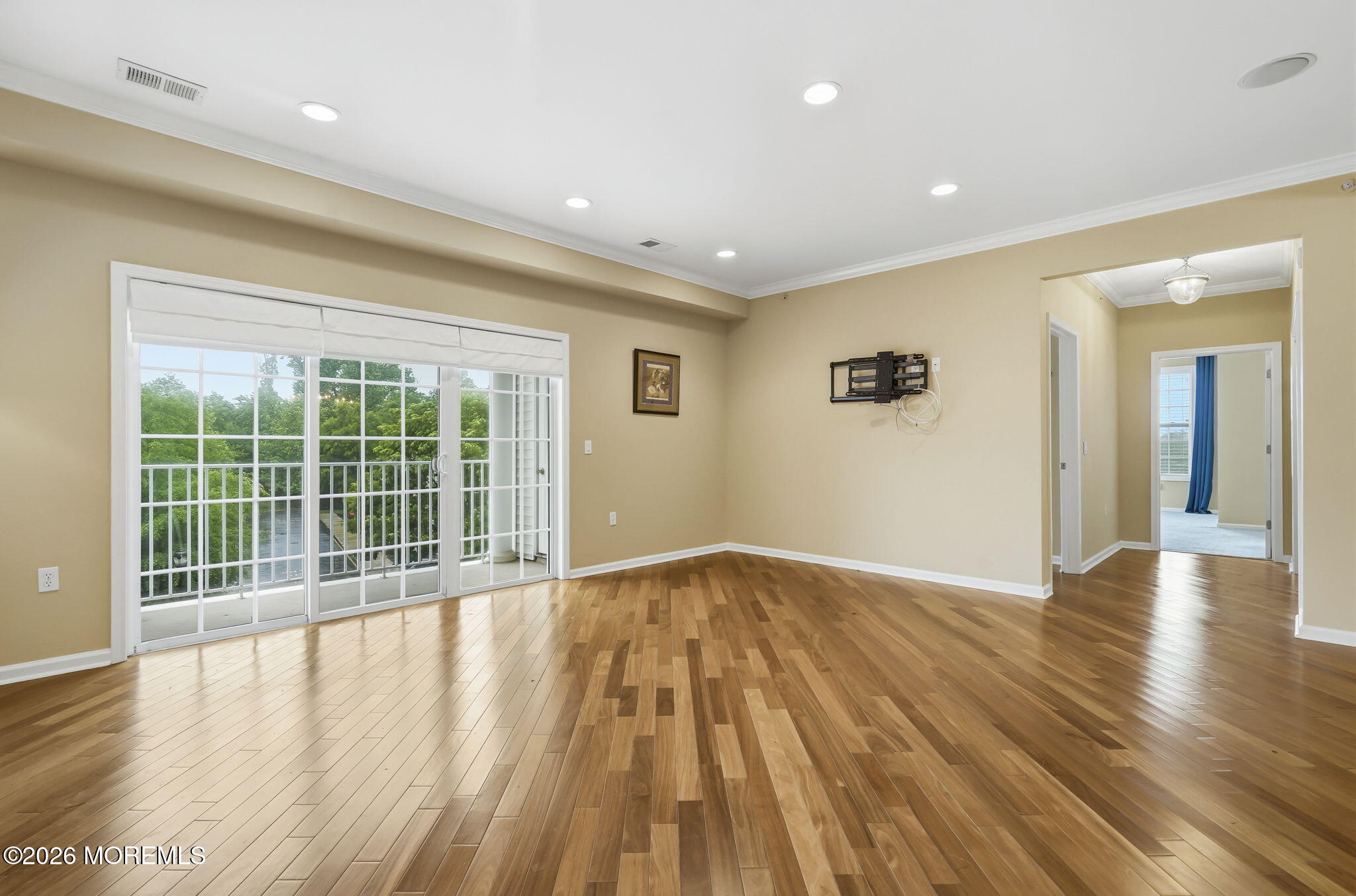 Morganville, New Jersey, 07751, United States, 3 Bedrooms Bedrooms, ,2 BathroomsBathrooms,Residential,For Sale,2048726
