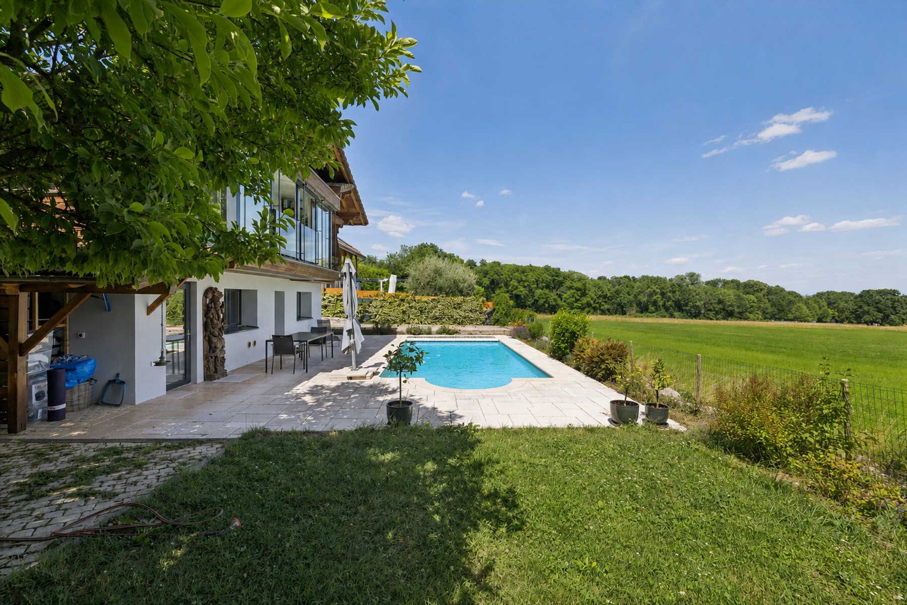  Stunning lake view, cottage with a pool - 物件實景