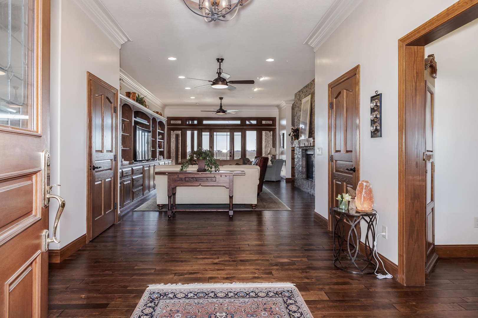 Hudson, Illinois, 61748, United States, 3 Bedrooms Bedrooms, ,5 BathroomsBathrooms,Residential,For Sale,1987913