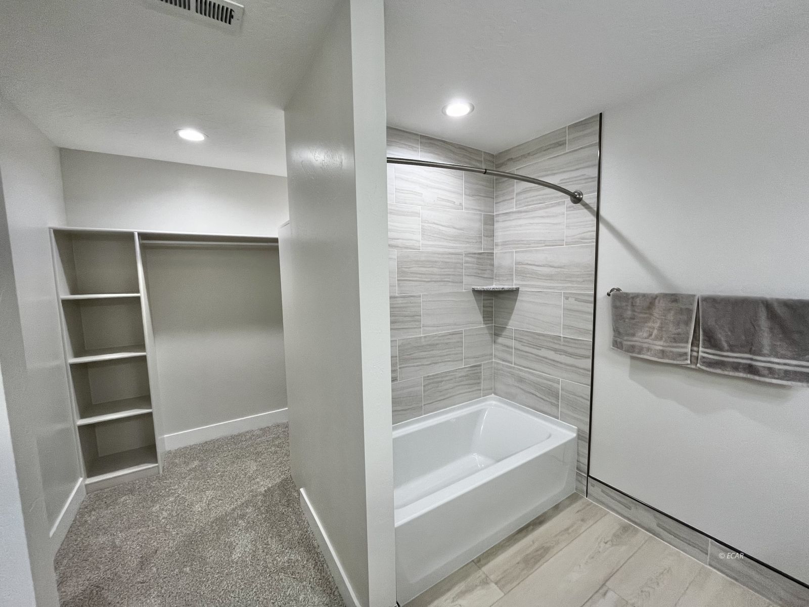 Elko, Nevada, 89801, United States, 4 Bedrooms Bedrooms, ,2 BathroomsBathrooms,Residential,For Sale,1969228