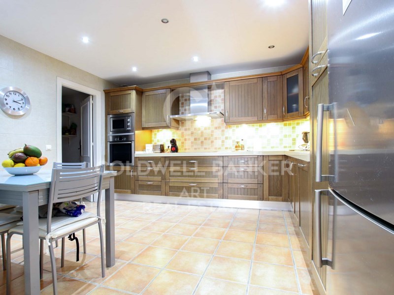 Marbella, Andalusia, ES, 3 Bedrooms Bedrooms, ,3 BathroomsBathrooms,Residential,For Sale,1848918