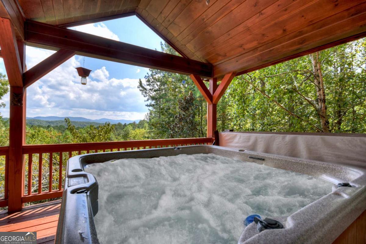 Blue Ridge, Georgia, 30513, United States, 3 Bedrooms Bedrooms, ,3 BathroomsBathrooms,Residential,For Sale,1952003