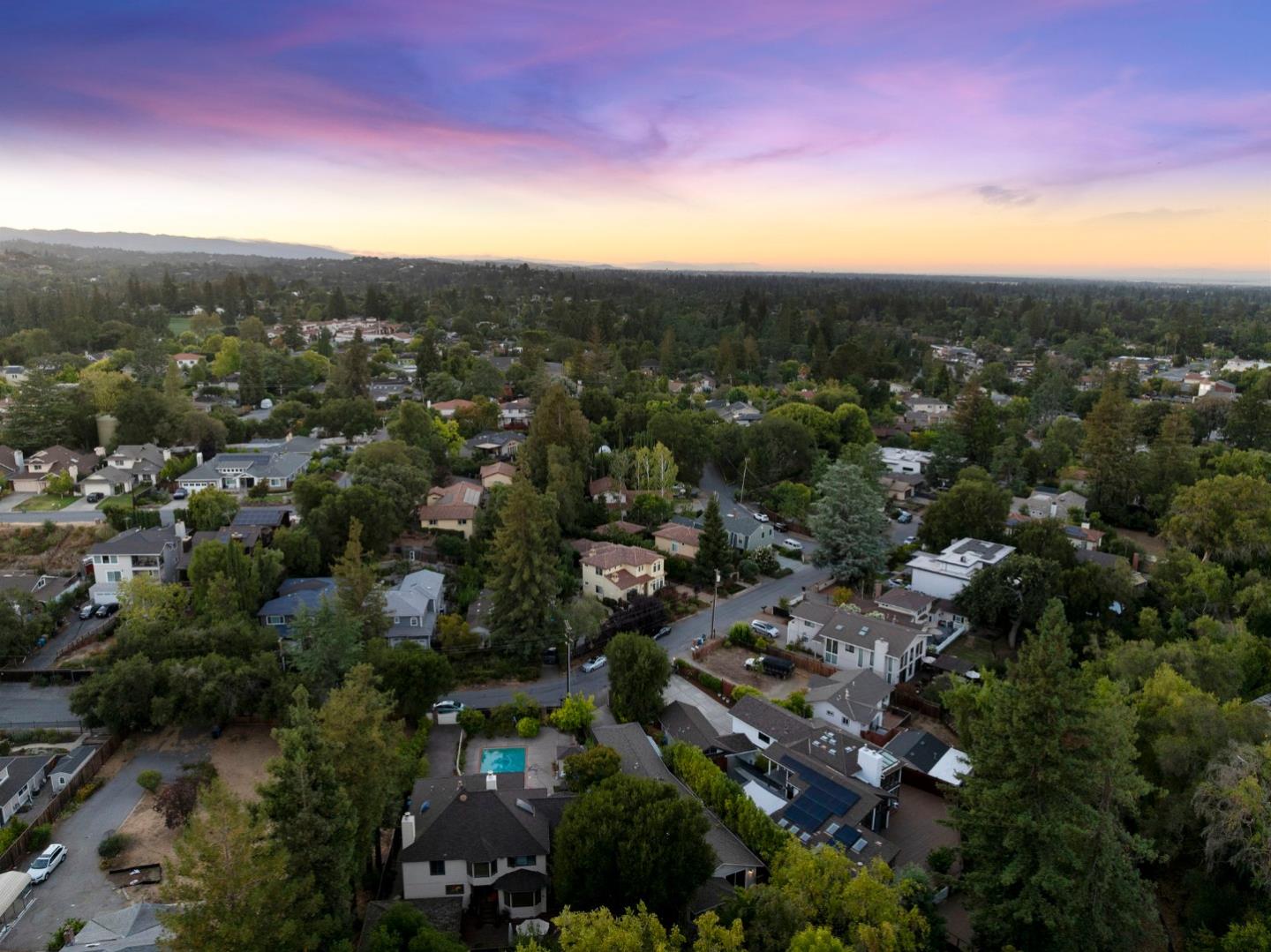 Los Altos, California, 94024, United States, 3 Bedrooms Bedrooms, ,2 BathroomsBathrooms,Residential,For Sale,1925689