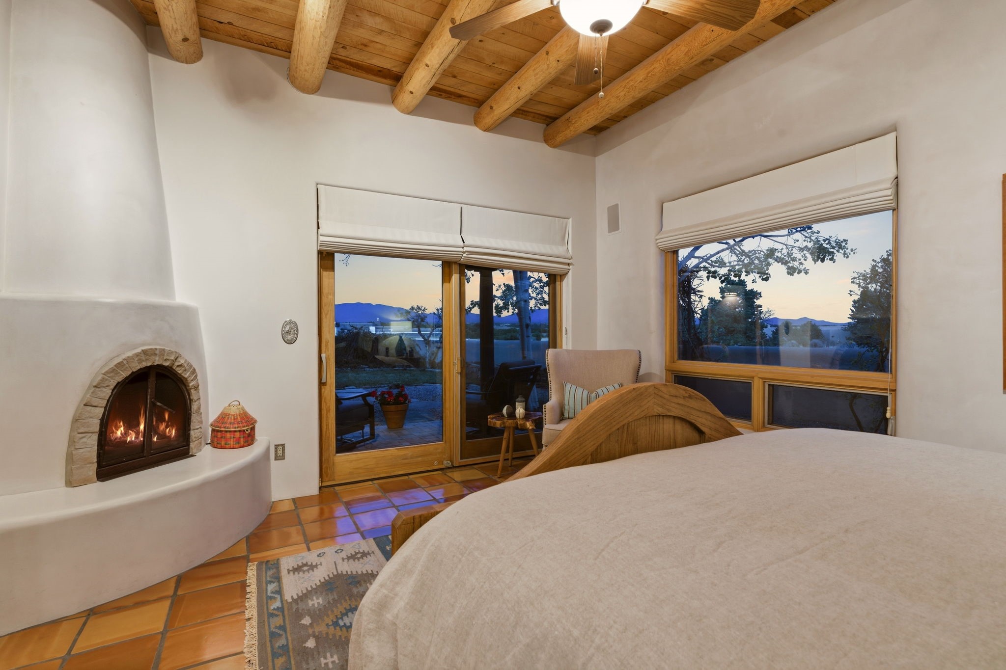  8 Ridgetop Circle - 物件實景