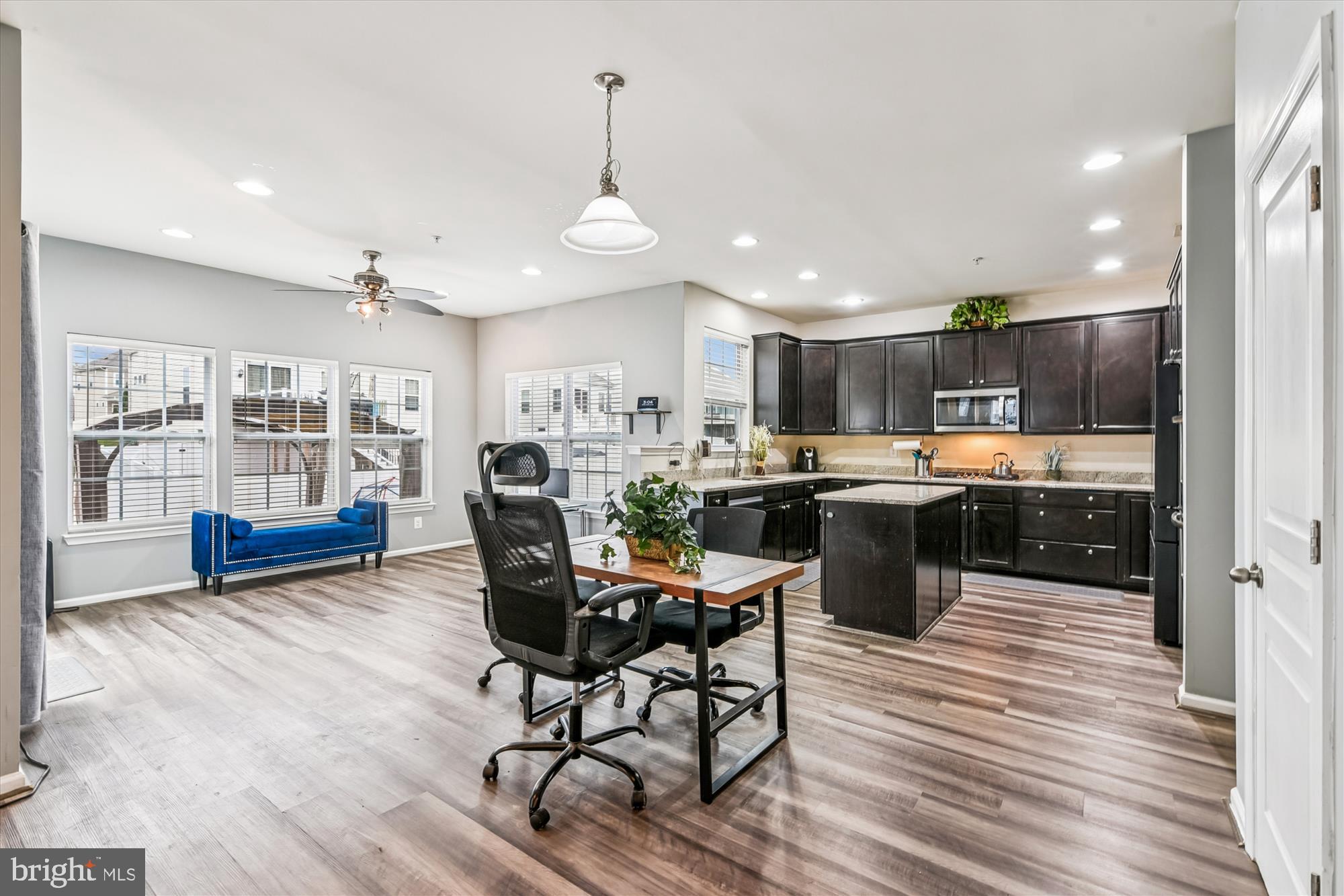 Aberdeen, Maryland, 21001, United States, 6 Bedrooms Bedrooms, ,5 BathroomsBathrooms,Residential,For Sale,1996659