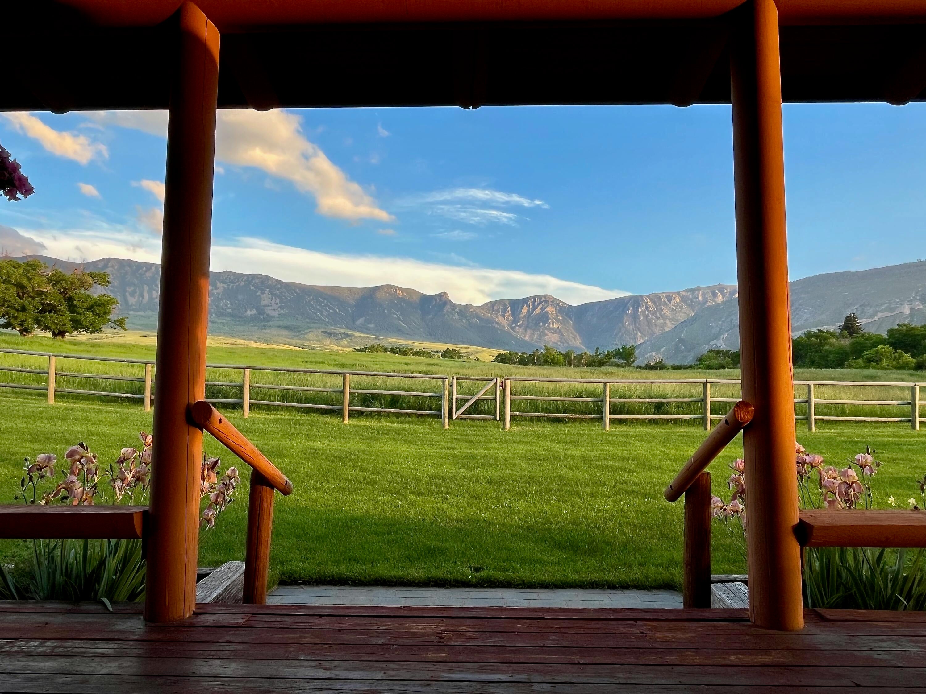 Big Horn, Wyoming, 82833, United States, 3 Bedrooms Bedrooms, ,4 BathroomsBathrooms,Residential,For Sale,2011301