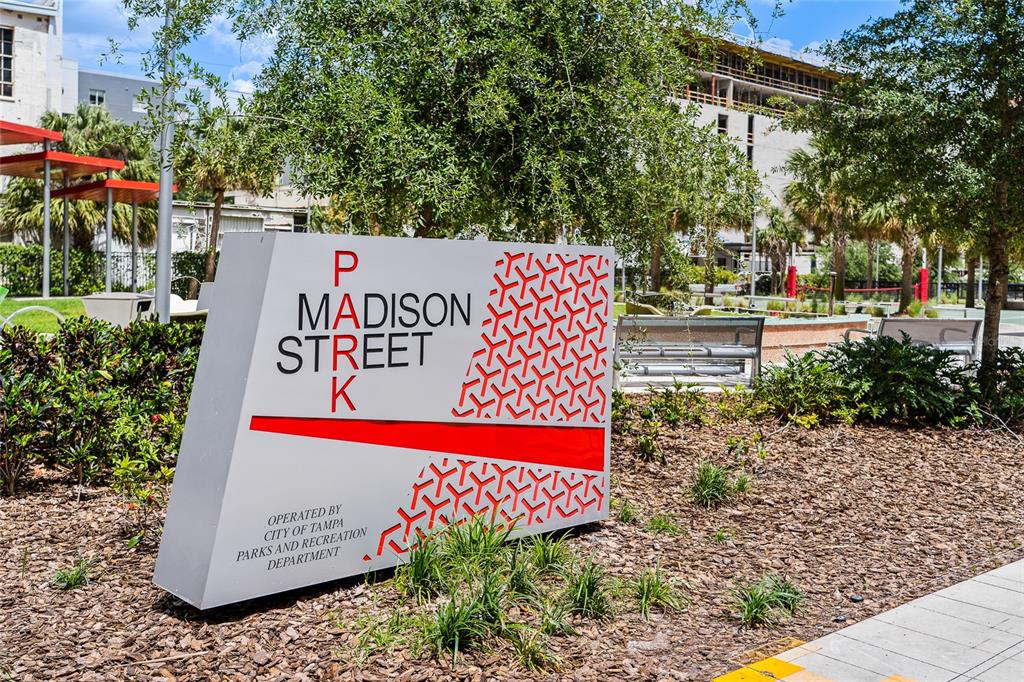 Tampa, Florida, 33602, United States, 1 Bedroom Bedrooms, ,2 BathroomsBathrooms,Residential,For Sale,1807675