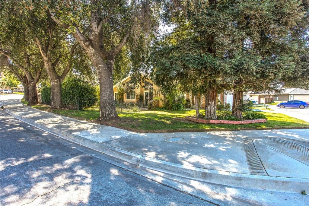 Yucaipa, California, 92399, United States, 3 Bedrooms Bedrooms, ,2 BathroomsBathrooms,Residential,For Sale,1980603