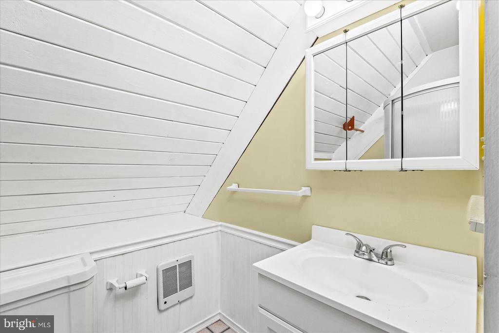 King George, Virginia, 22485, United States, 1 Bedroom Bedrooms, ,2 BathroomsBathrooms,Residential,For Sale,1901927