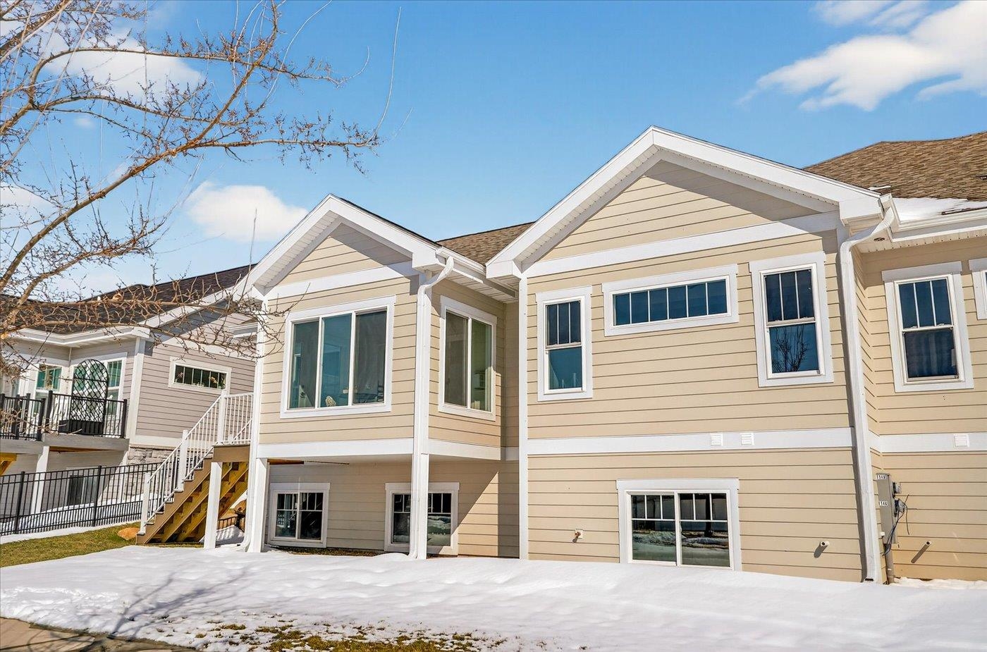 Waunakee, Wisconsin, 53597, United States, 3 Bedrooms Bedrooms, ,3 BathroomsBathrooms,Residential,For Sale,2031219