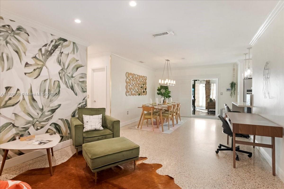 Miami, Florida, 33145, United States, 3 Bedrooms Bedrooms, ,2 BathroomsBathrooms,Residential,For Sale,1987524