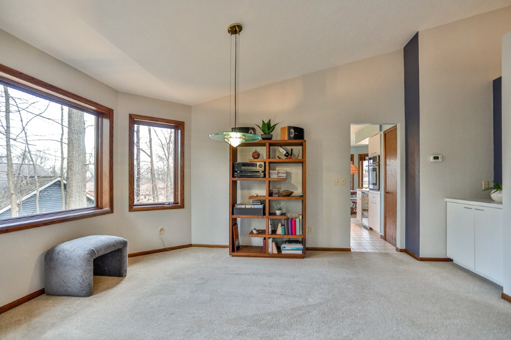 Wausau, Wisconsin, 54401, United States, 3 Bedrooms Bedrooms, ,3 BathroomsBathrooms,Residential,For Sale,1997344