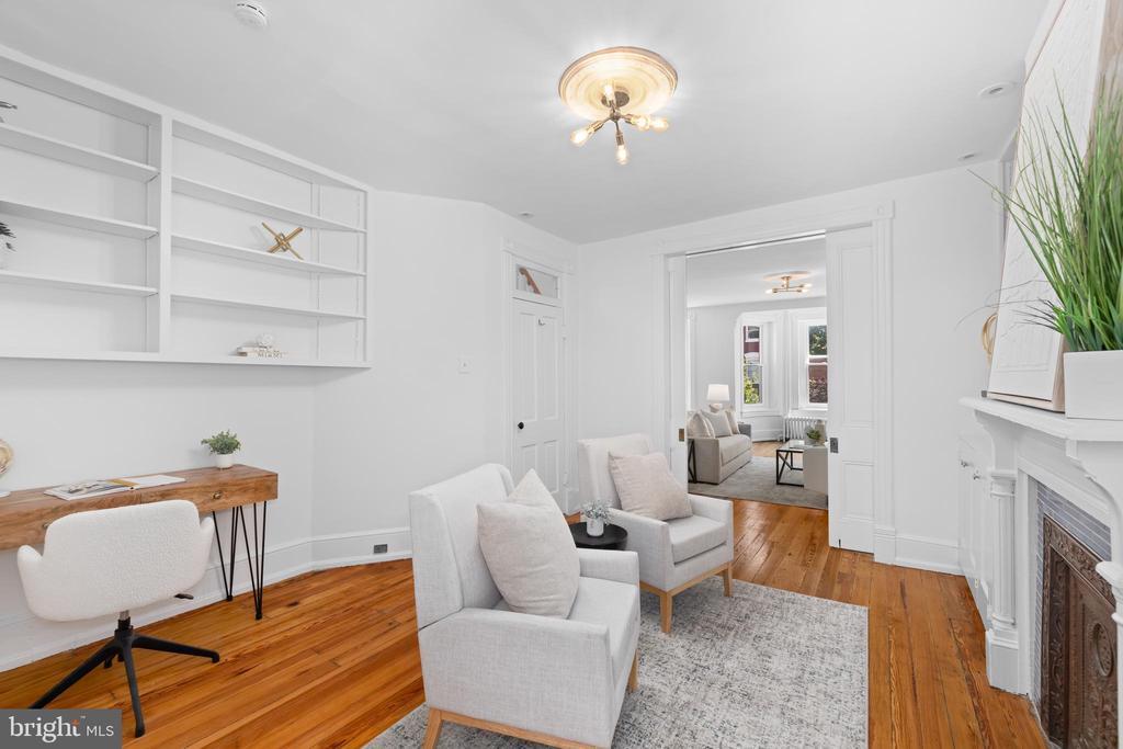 Washington, District of Columbia, 20003, United States, 3 Bedrooms Bedrooms, ,4 BathroomsBathrooms,Residential,For Sale,2048828