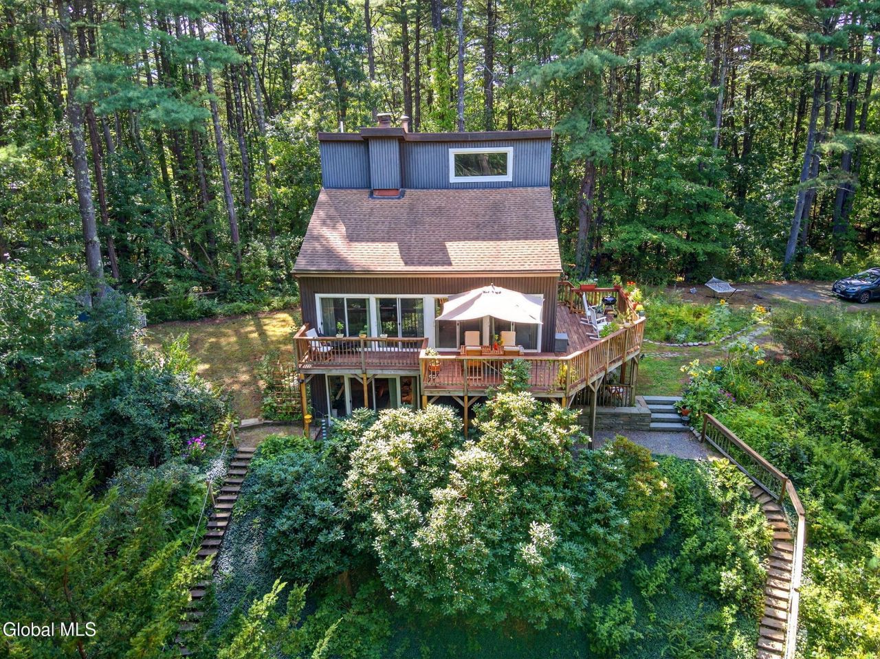 Valatie, New York, 12184, United States, 5 Bedrooms Bedrooms, ,3 BathroomsBathrooms,Residential,For Sale,1924980