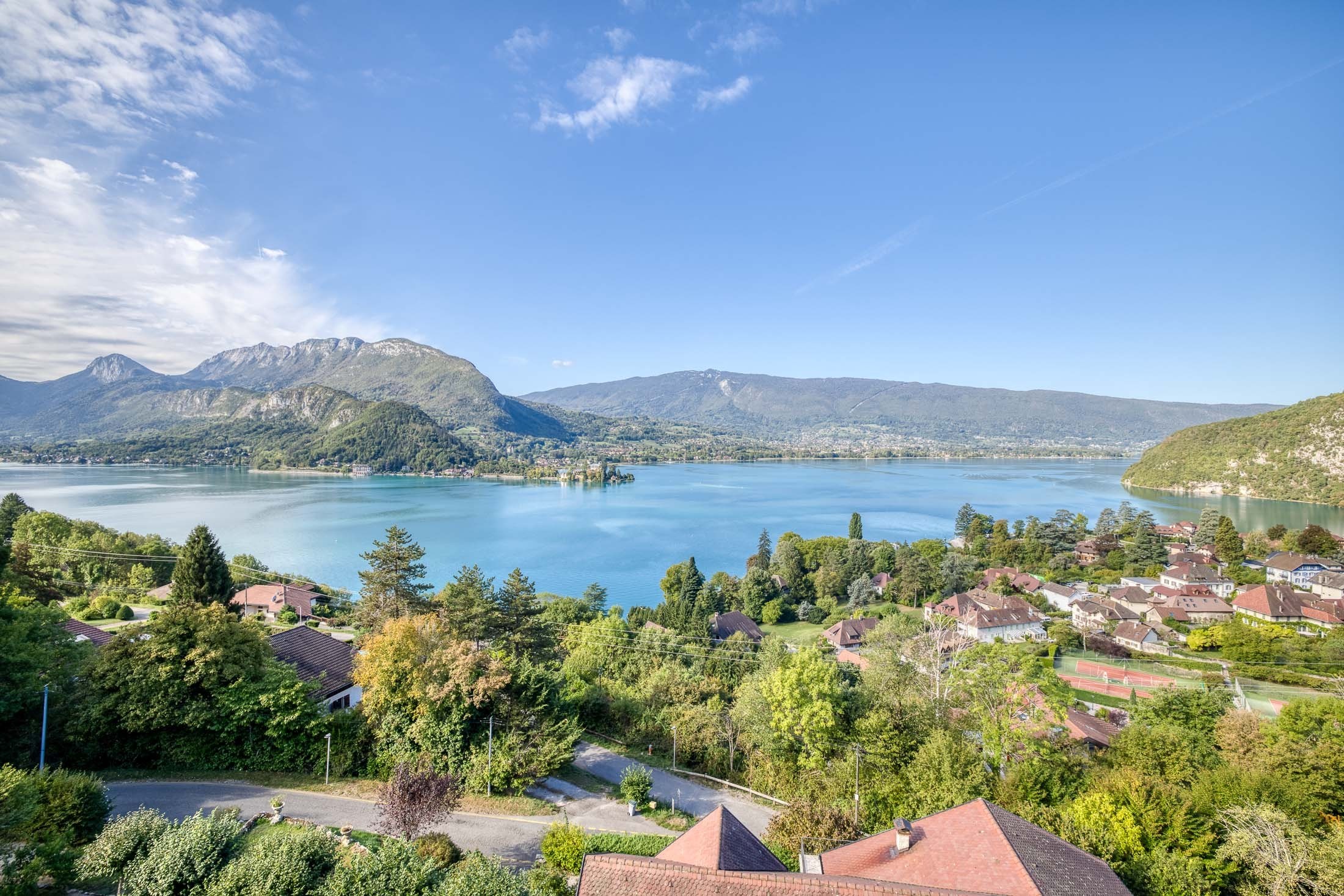  Talloires, top-floor apartment with exceptional views over Lake Annecy. - 物件實景