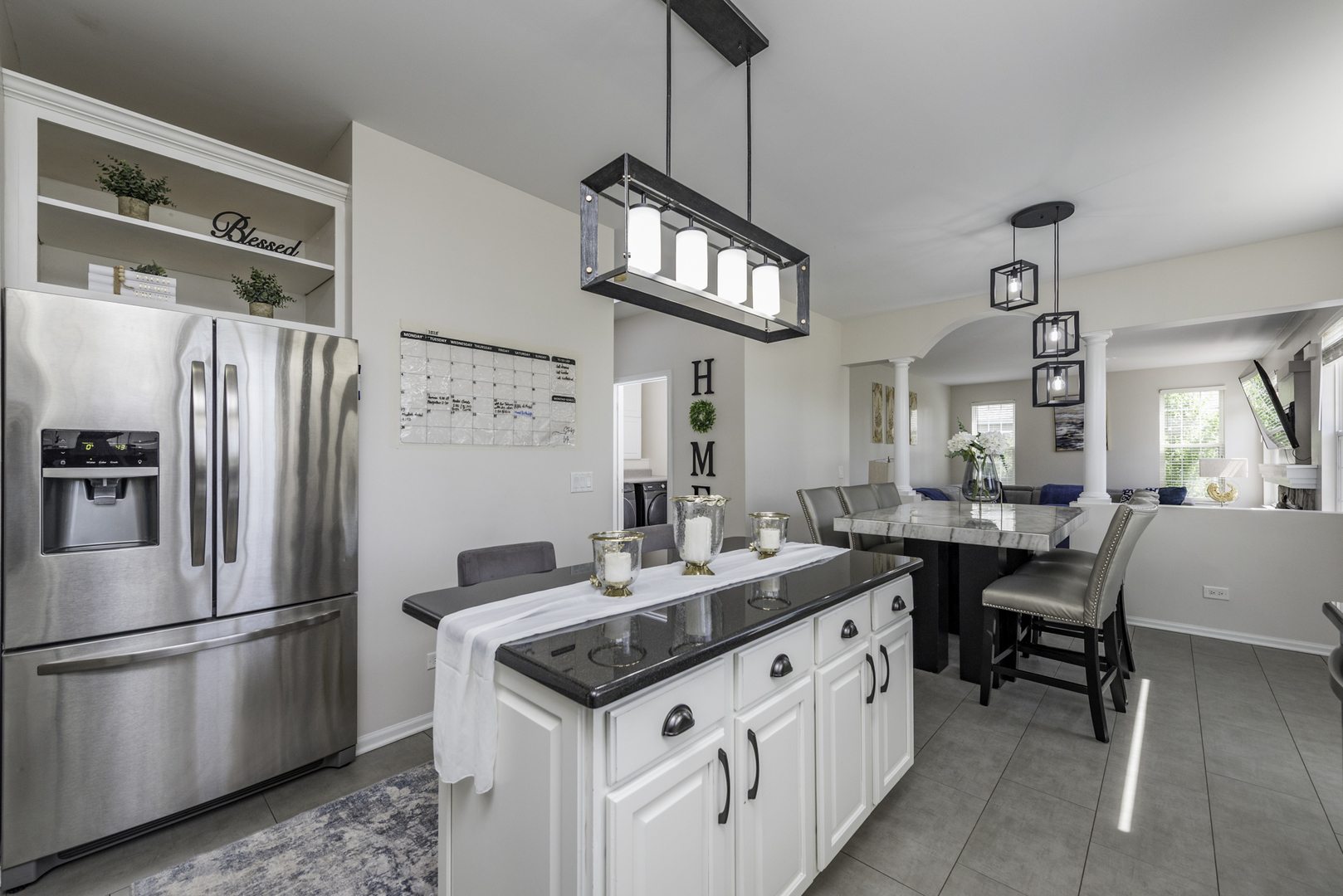 Lindenhurst, Illinois, 60046, United States, 5 Bedrooms Bedrooms, ,3 BathroomsBathrooms,Residential,For Sale,1971263